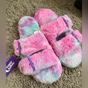 Sugar & Jade Kids Fuzzy Slippers - Pink and Purple